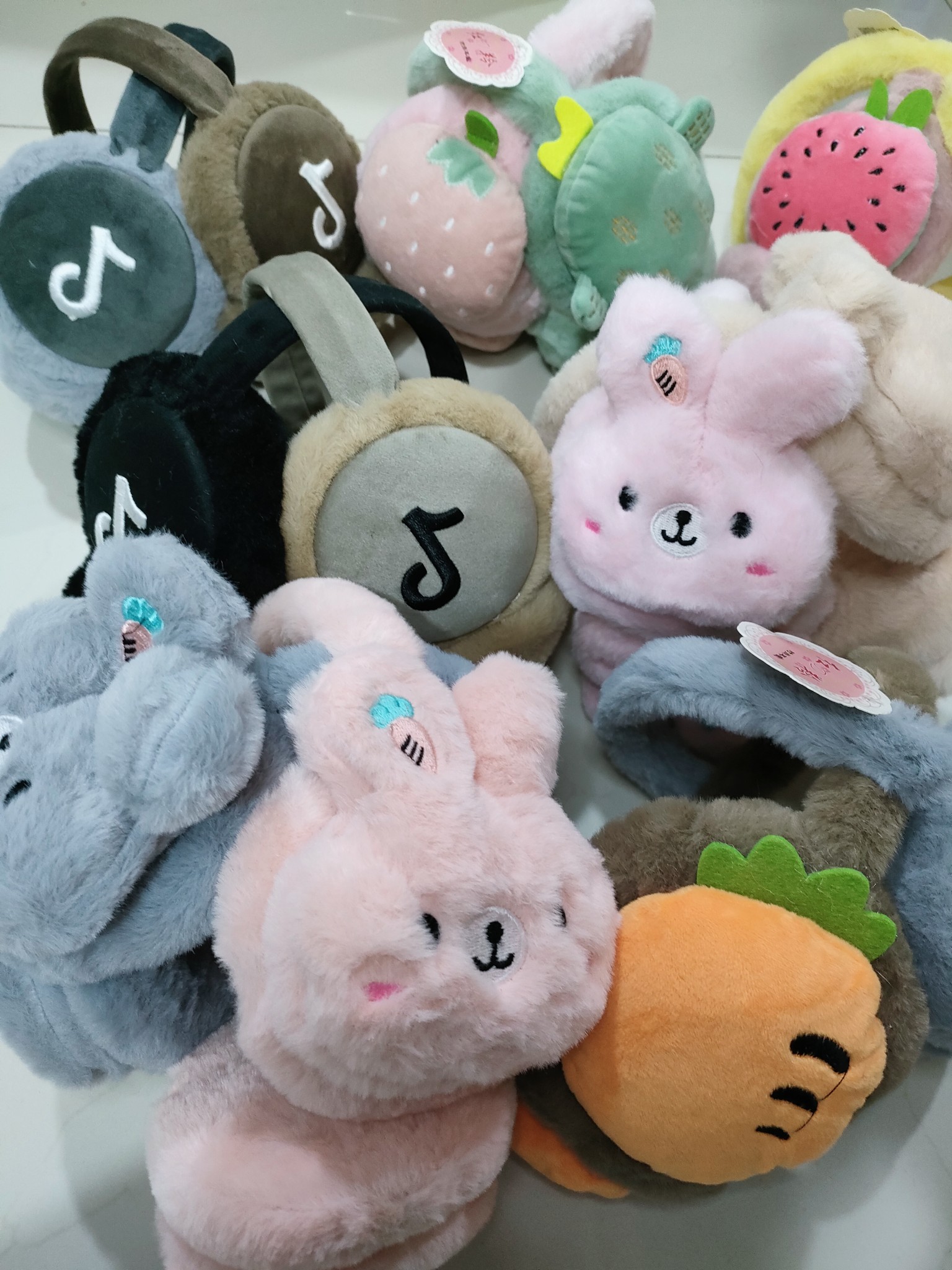 各类耳暖耳罩袖套货源批发，加大加厚翻毛耳罩耳暖，秋冬袖套批发，防寒保暖耳罩耳暖